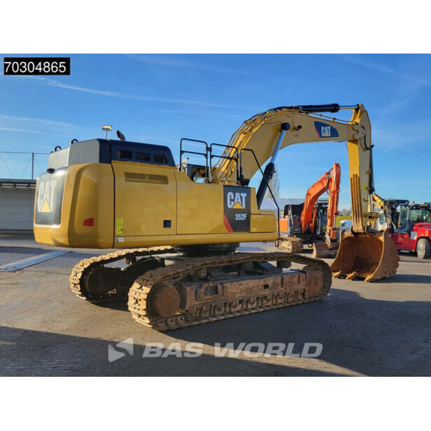 2018 Caterpillar 352F-44940744
