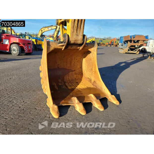 2018 Caterpillar 352F-44940758