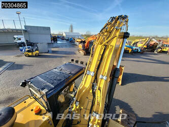 2018-caterpillar-352f-1404848-44940761