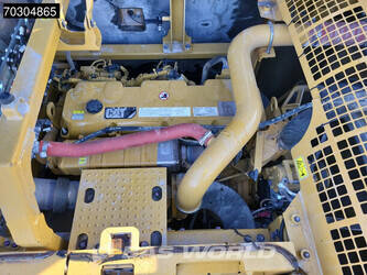 2018-caterpillar-352f-1404848-44940763