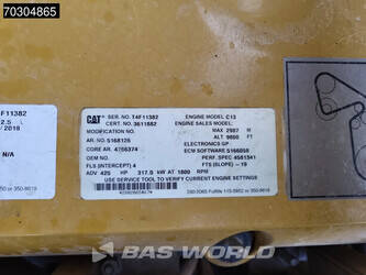 2018-caterpillar-352f-1404848-44940765