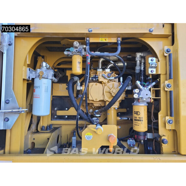 2018 Caterpillar 352F-44940768