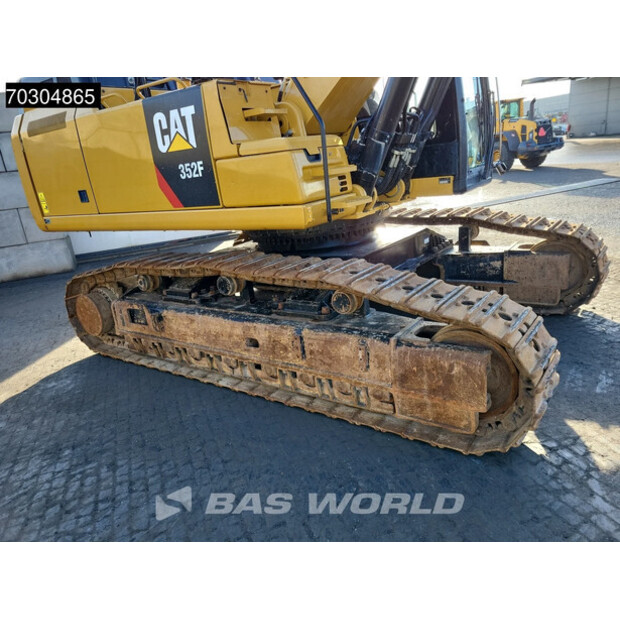 2018 Caterpillar 352F-44940772