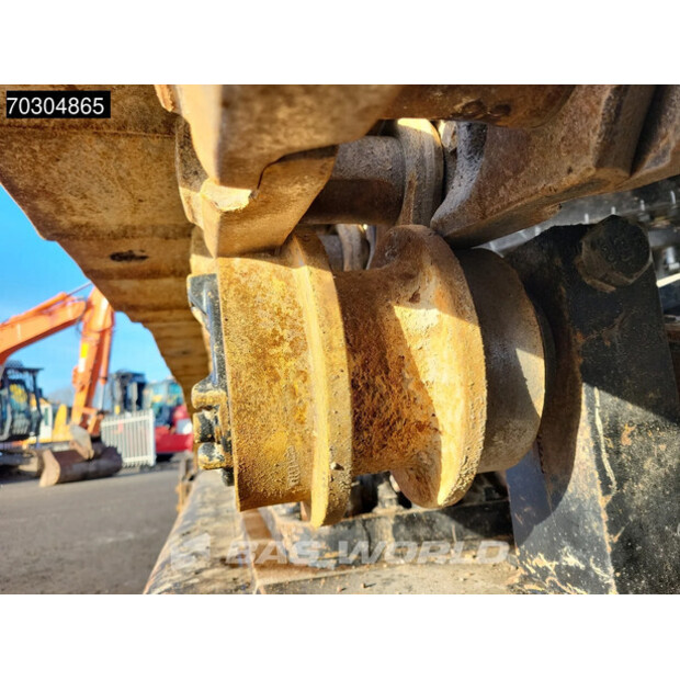 2018 Caterpillar 352F-44940775