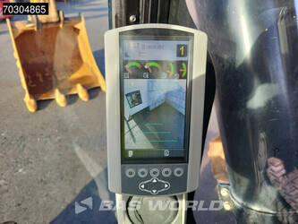 2018-caterpillar-352f-1404848-44940780