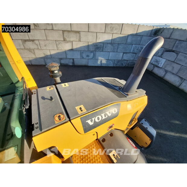 2013 فولفو L70G-44940904