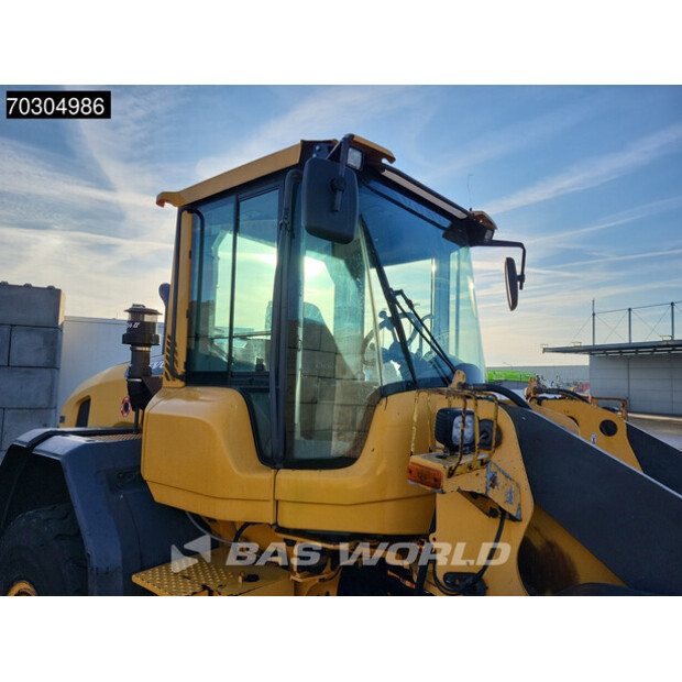 2013 فولفو L70G-44940905