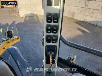 2013-volvo-l70g-1404856-44940920