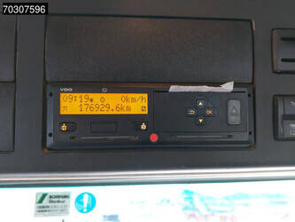 2017-mercedes-benz-arocs-3240-1404859-44940982