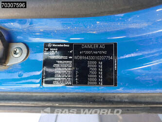 2017-mercedes-benz-arocs-3240-1404859-44940986