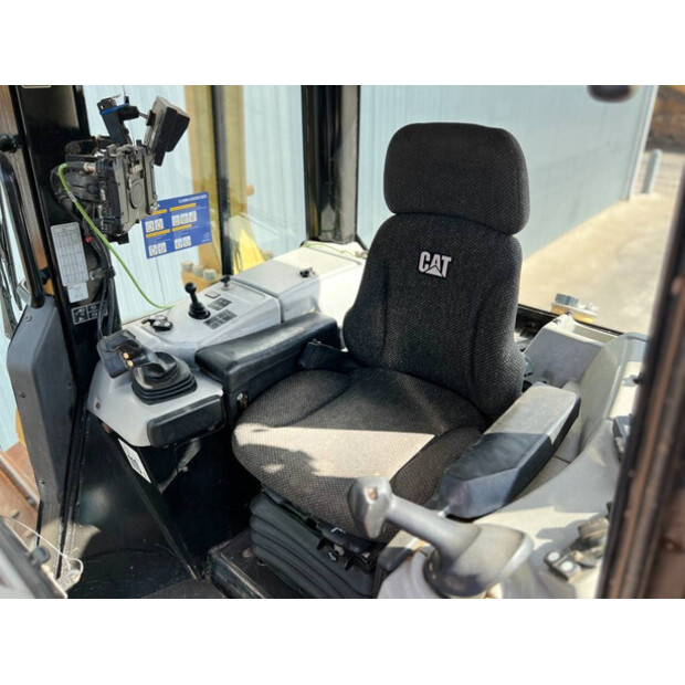 2016 Caterpillar D6N LGP-44942786