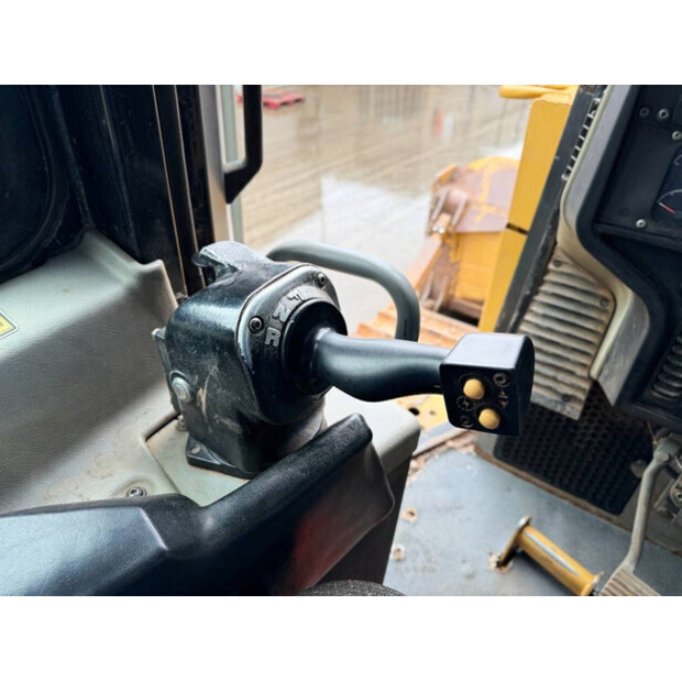 2007 Caterpillar D6R XLIII-44942903