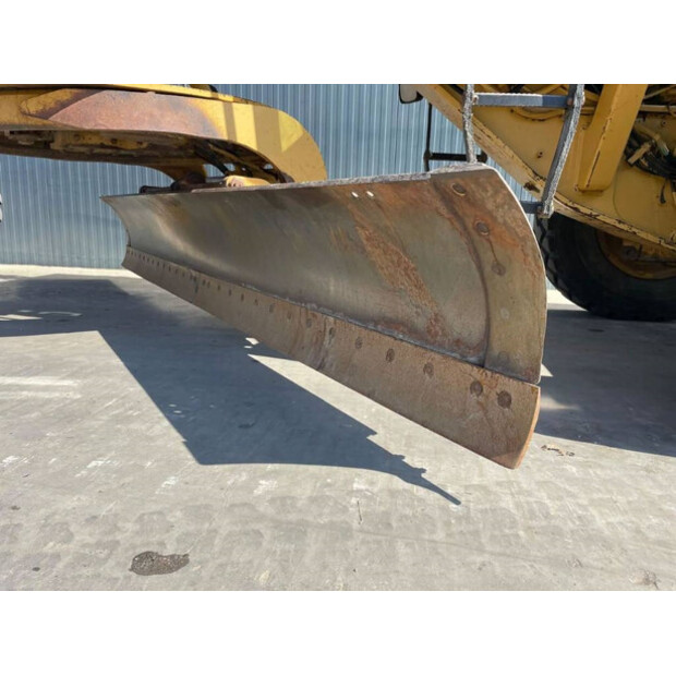 1998 Caterpillar 140H-44943370