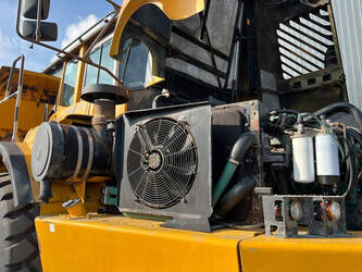 2010-volvo-a40e-1405079-44943958