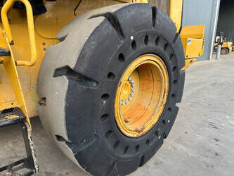 2019-caterpillar-930m-1405085-44944211