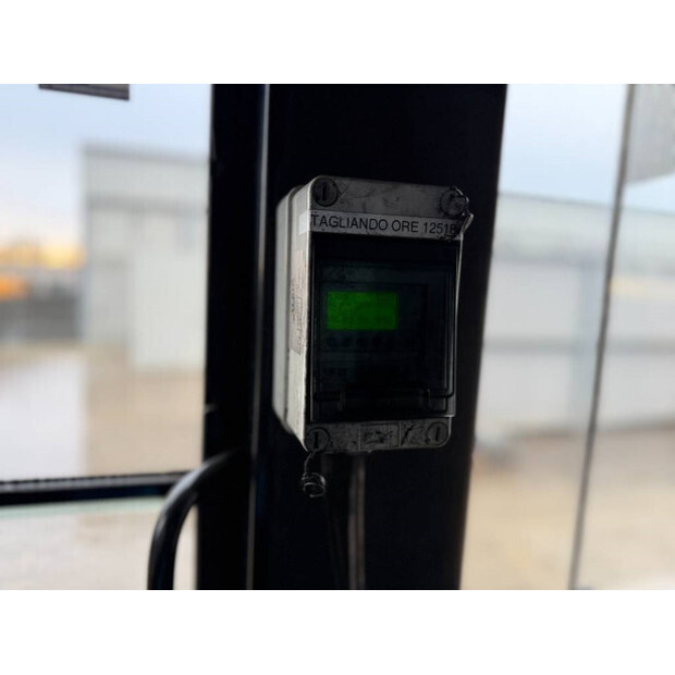 2000 كاتربيلر 938G-44944274