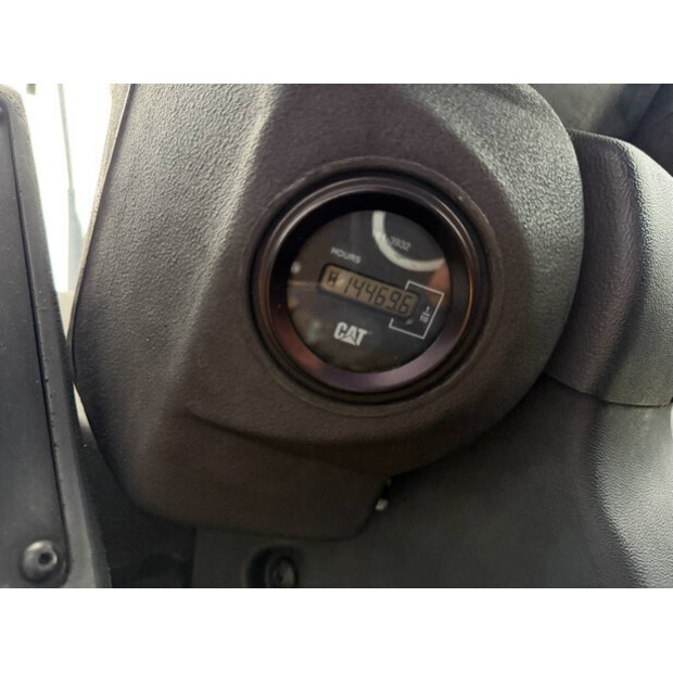 2000 كاتربيلر 938G-44944279