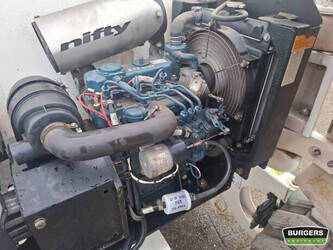 2015-niftylift-hr17-hybrid-44944803