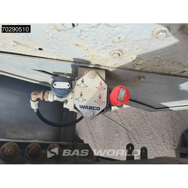 1999 LAG K0KZ MOT 04/26 Kip-44945158