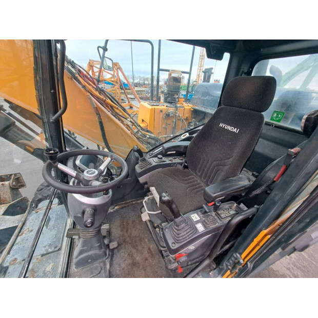 2018 Hyundai HW 140-44945231