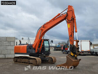 2015-hitachi-zx210lc-5b-1404852-44945457