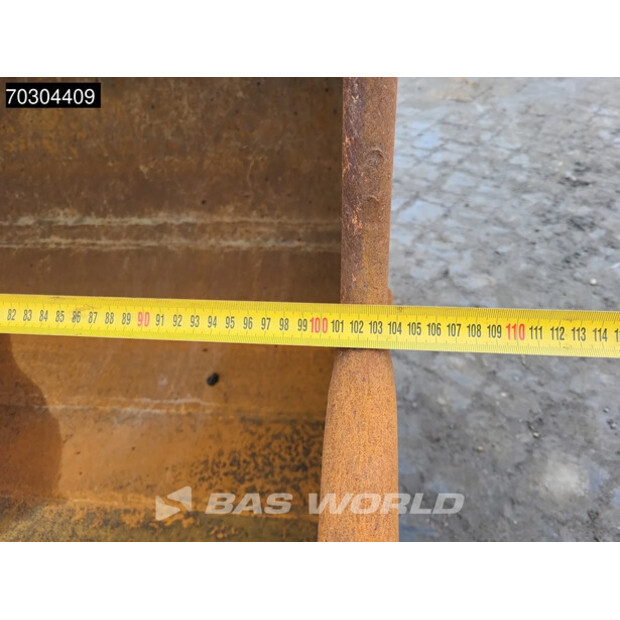 2015 Hitachi ZX210LC-5B-44945467