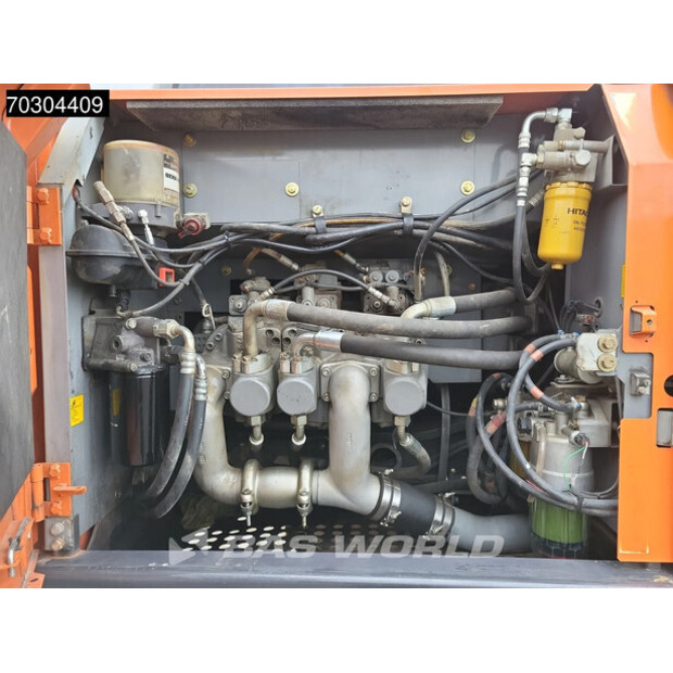 2015 Hitachi ZX210LC-5B-44945473