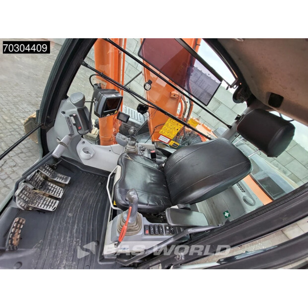 2015 Hitachi ZX210LC-5B-44945483