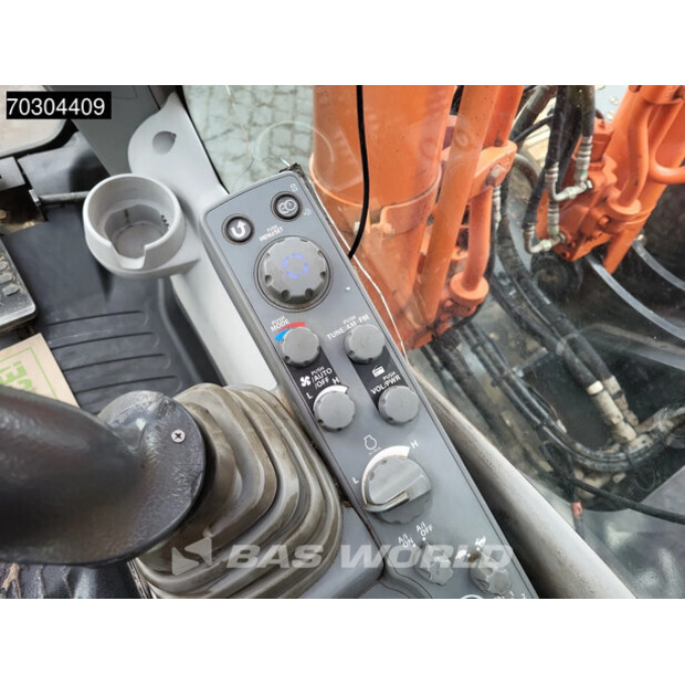 2015 Hitachi ZX210LC-5B-44945487