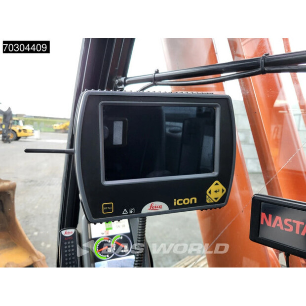 2015 Hitachi ZX210LC-5B-44945489