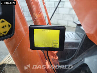 2015-hitachi-zx210lc-5b-1404852-44945490