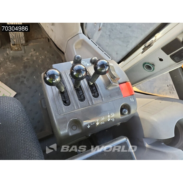 2013 Volvo L70G-44945529