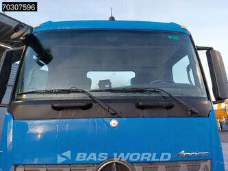 2017-mercedes-benz-arocs-3240-1404859-44945547