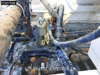 2017-mercedes-benz-arocs-3240-1404859-44945555