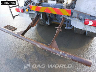 2017-mercedes-benz-arocs-3240-1404859-44945560