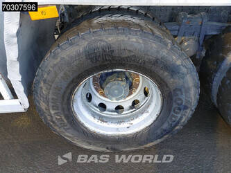 2017-mercedes-benz-arocs-3240-1404859-44945562