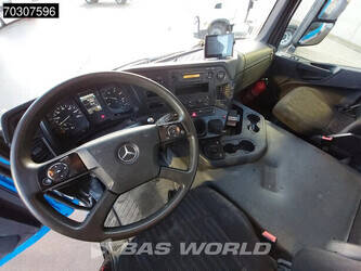 2017-mercedes-benz-arocs-3240-1404859-44945564