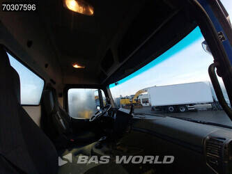 2017-mercedes-benz-arocs-3240-1404859-44945573