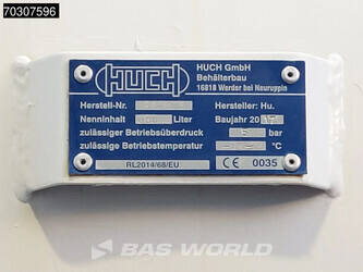 2017-mercedes-benz-arocs-3240-1404859-44945578