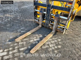 2018-jcb-540-140-1405124-44945832