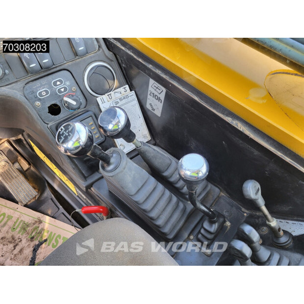 2018 جيه سي بي 540-140-44945845