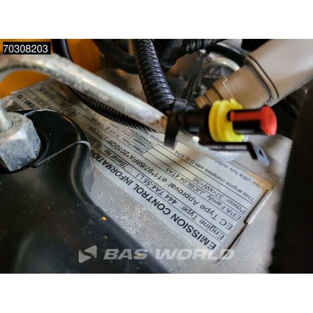 2018 جيه سي بي 540-140-44945853