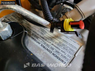 2018-jcb-540-140-1405124-44945853