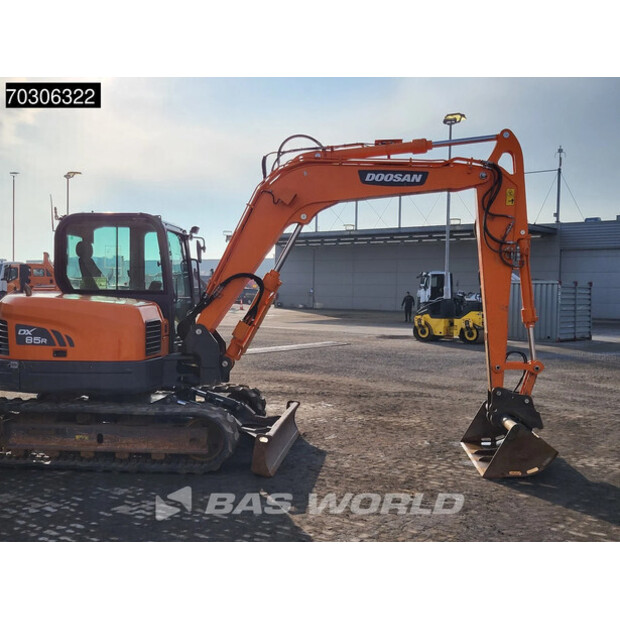 2021 Doosan DX85R-3-44945865