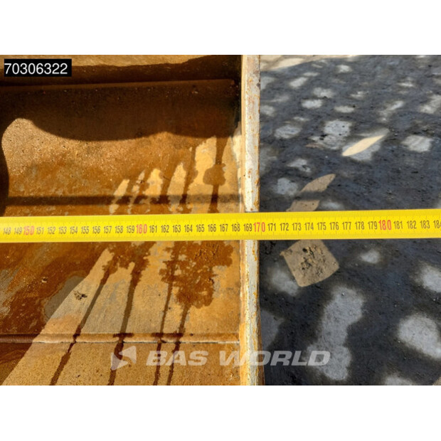 2021 Doosan DX85R-3-44945878