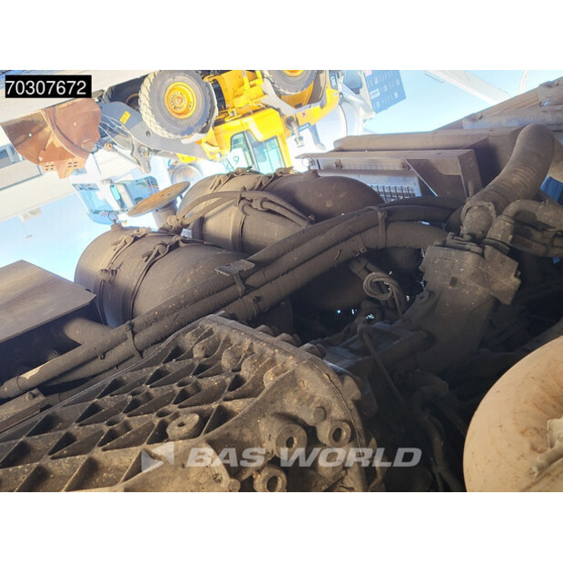 2017 رينو C380-44945976