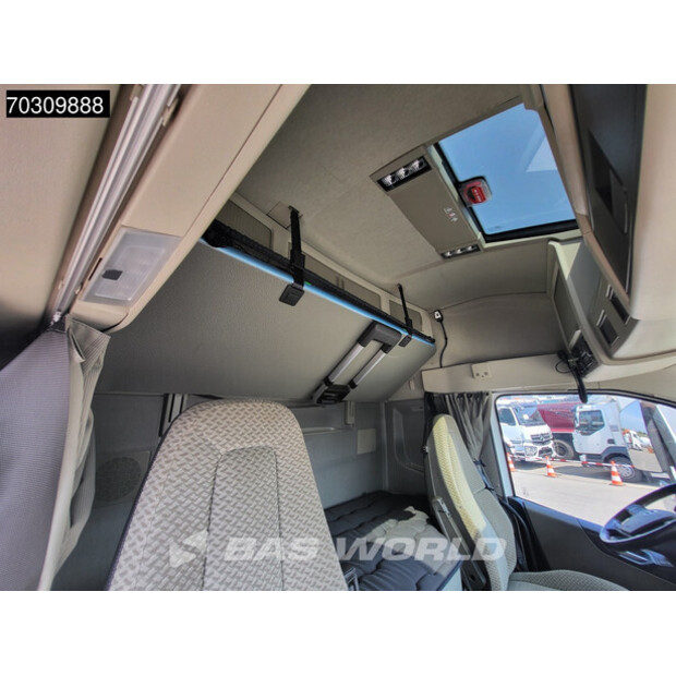 2022 فولفو FH500-44946036