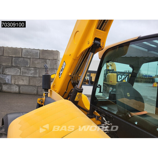 2016 JCB 531-70-44946205