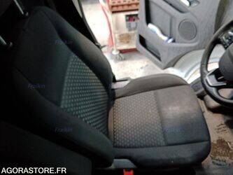 2019-ford-transit-custom-1405253-44963408