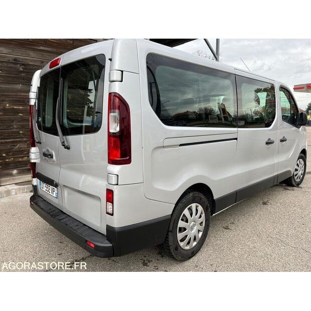 2015 Renault Trafic-44963431
